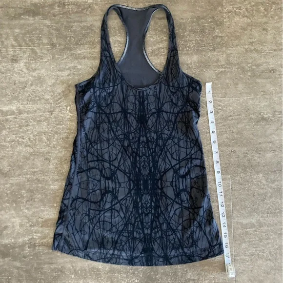 Lululemon Cool Racerback - Size 4 - Picture 4 of 5